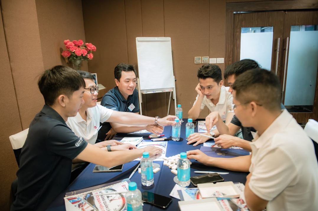 Học viên trao đổi kinh nghiệm