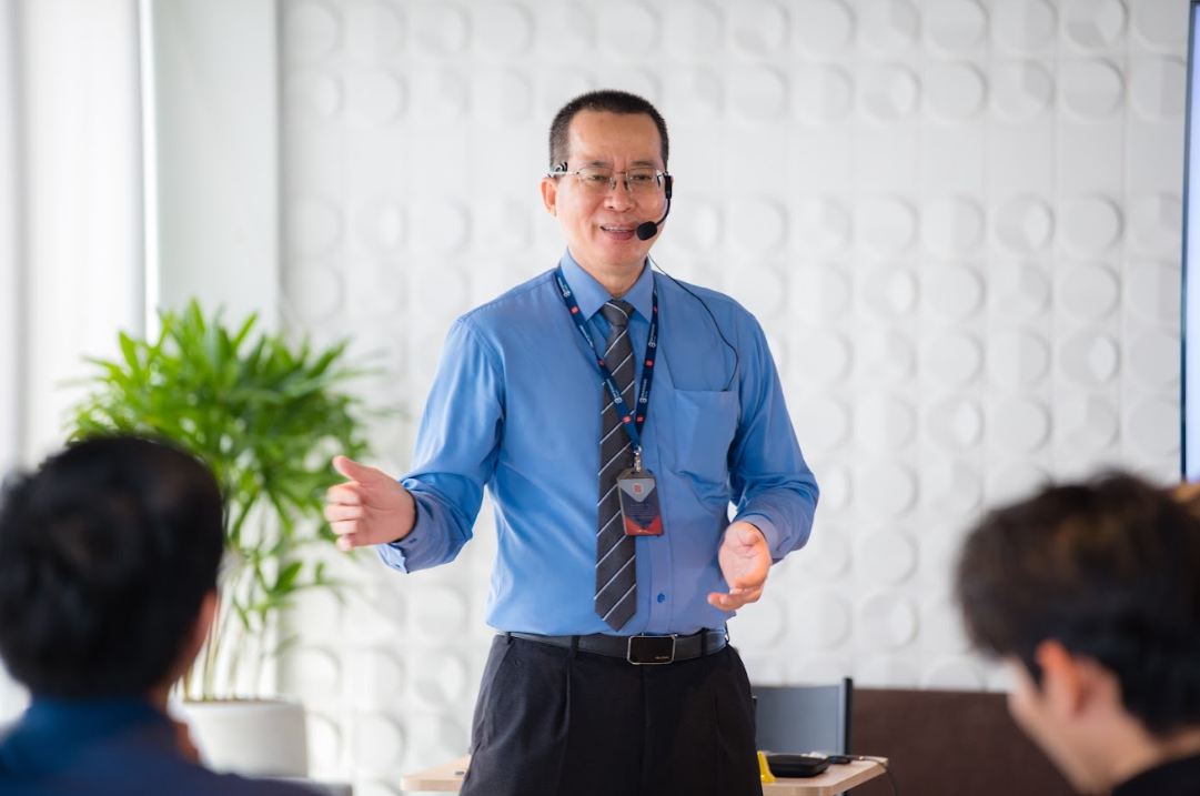 Chuyên gia HRDC giảng dạy